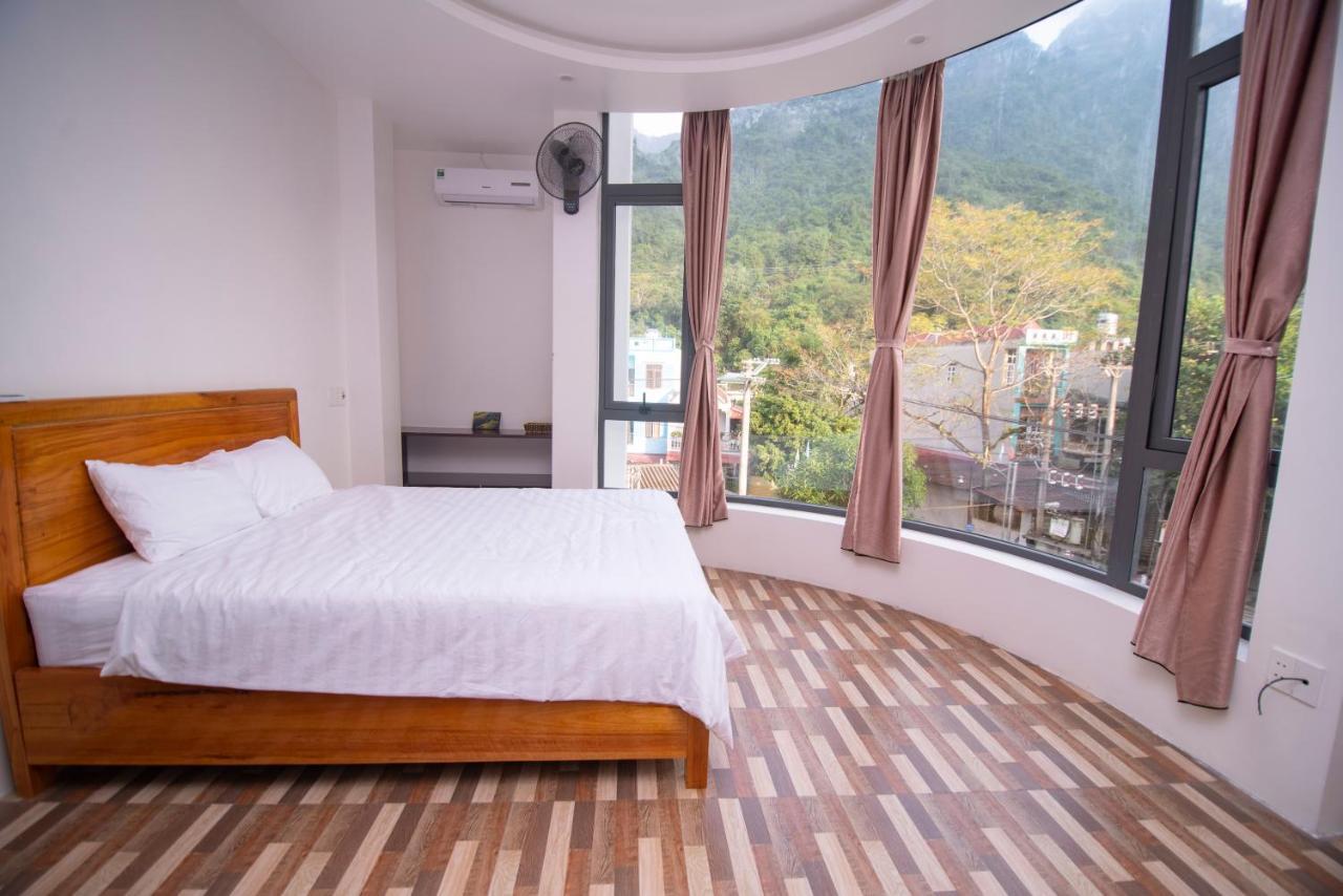 Long Hotel And Motobike Rental Ha Giang Bagian luar foto
