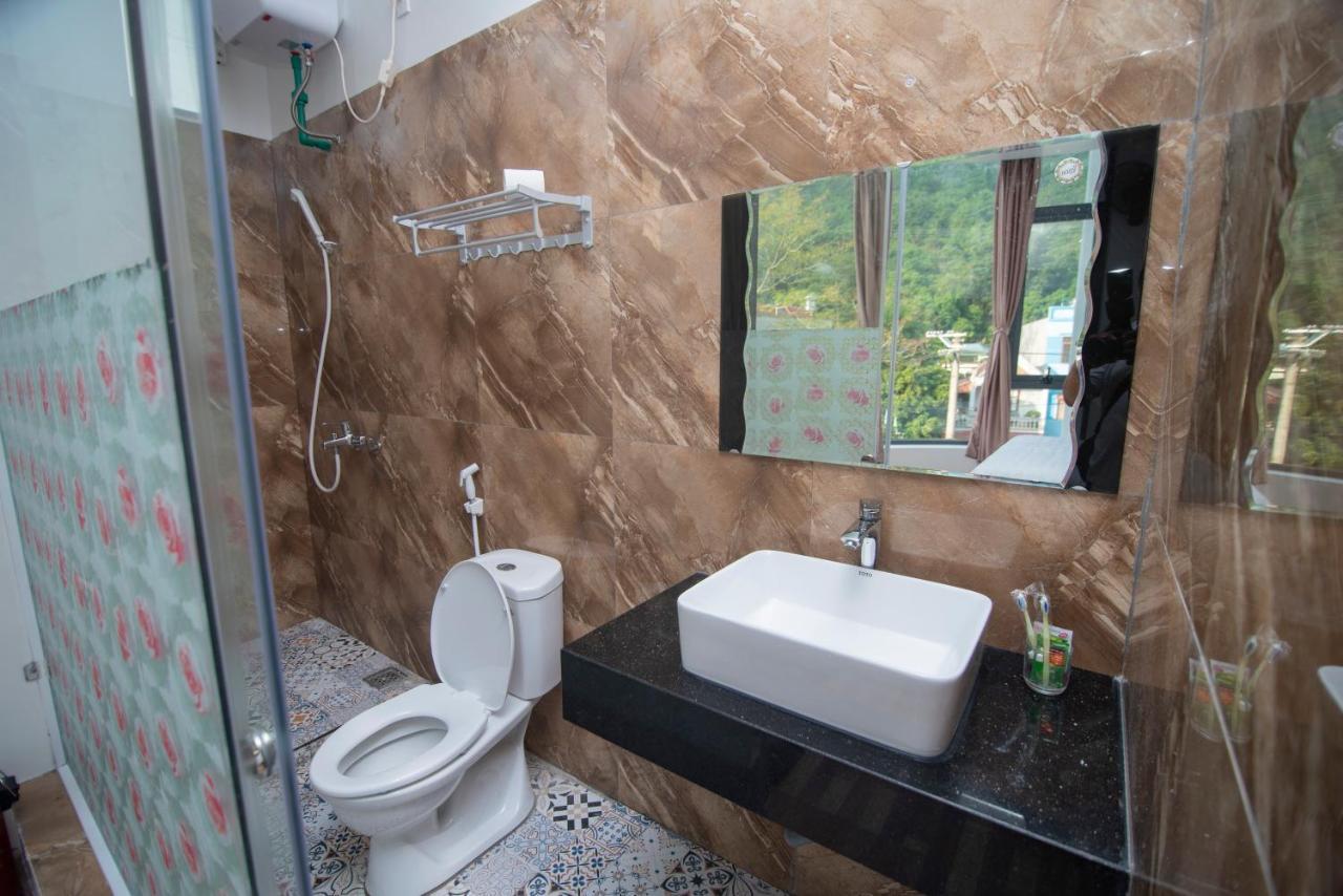 Long Hotel And Motobike Rental Ha Giang Bagian luar foto