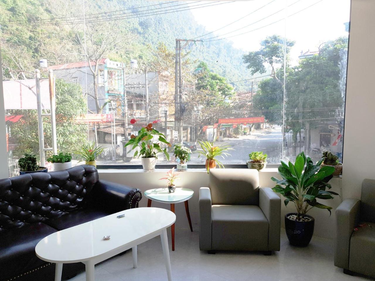 Long Hotel And Motobike Rental Ha Giang Bagian luar foto
