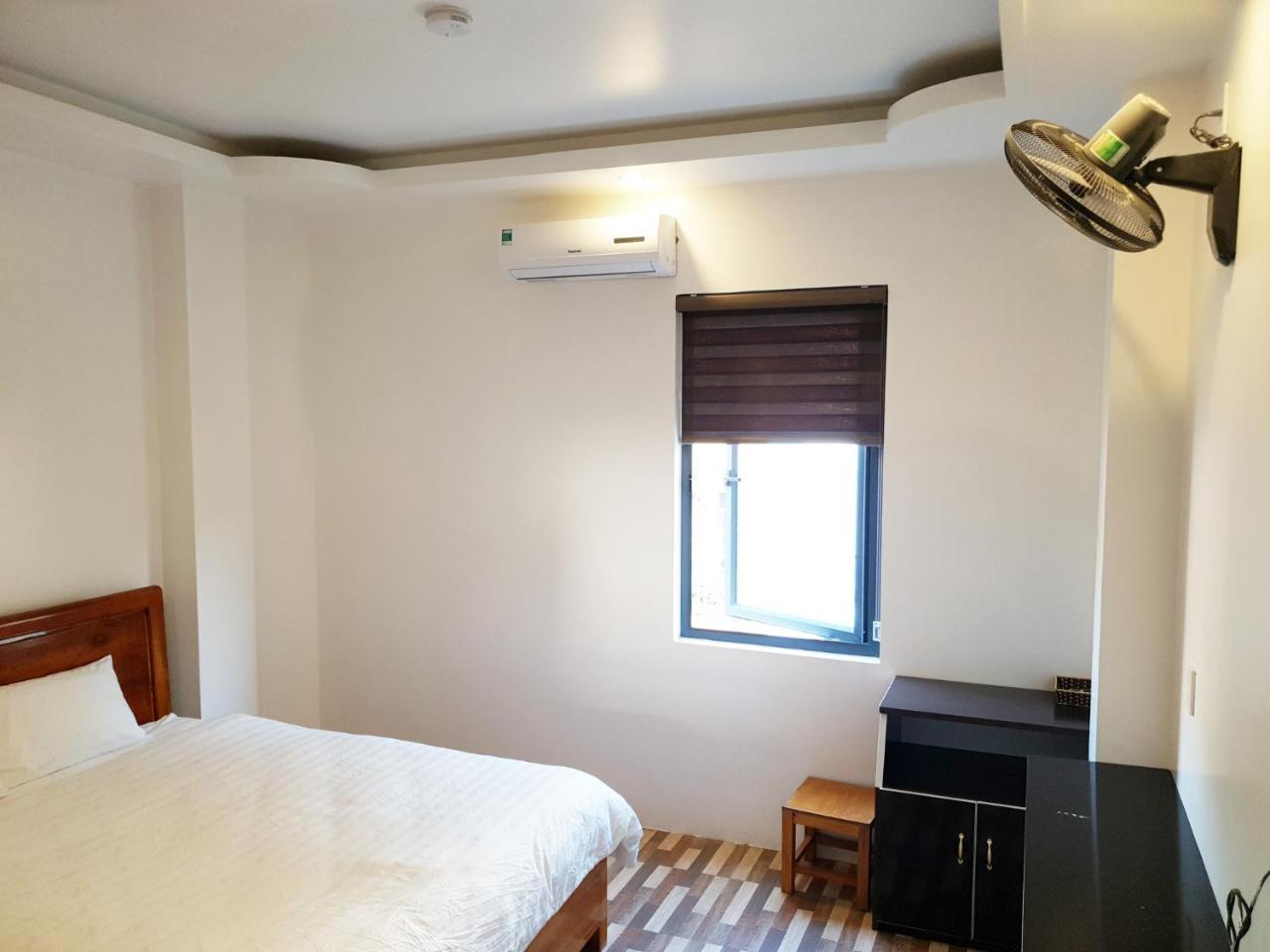 Long Hotel And Motobike Rental Ha Giang Bagian luar foto